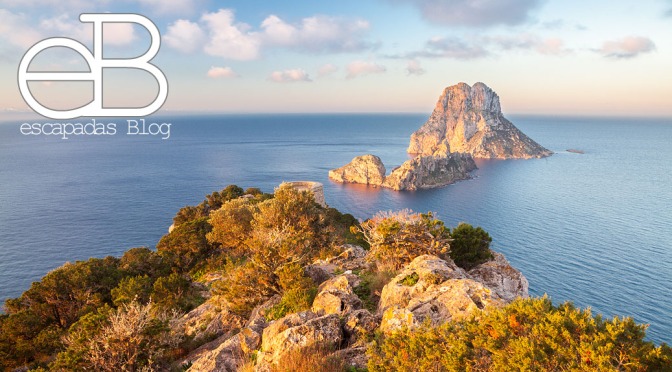 Tres días por Ibiza; tierra roja, pueblos blancos y aguas turquesas